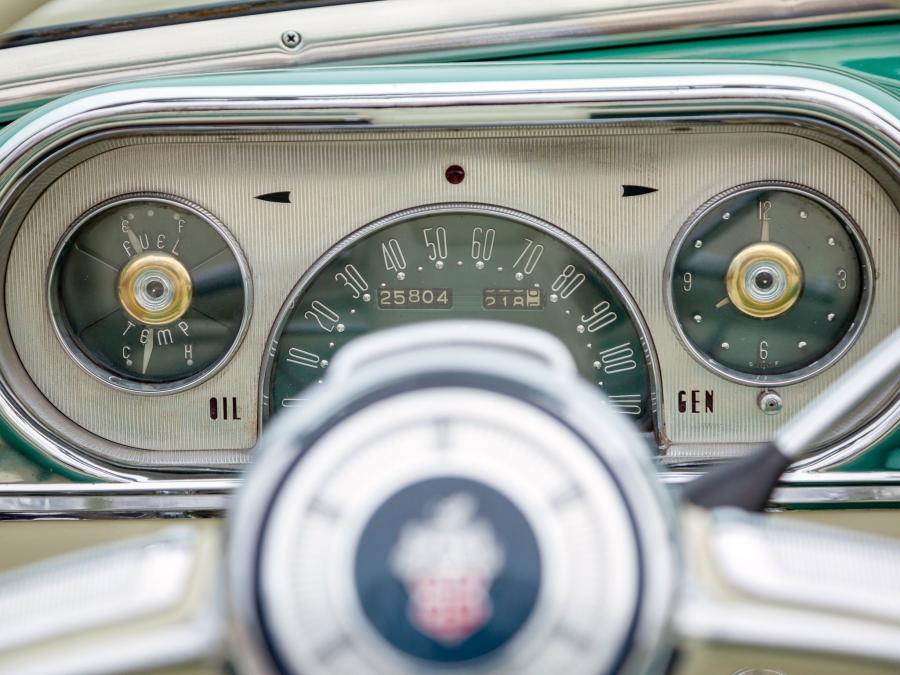  Packard Caribbean Convertible Coupe 1954 года  (фото 8 из 16)